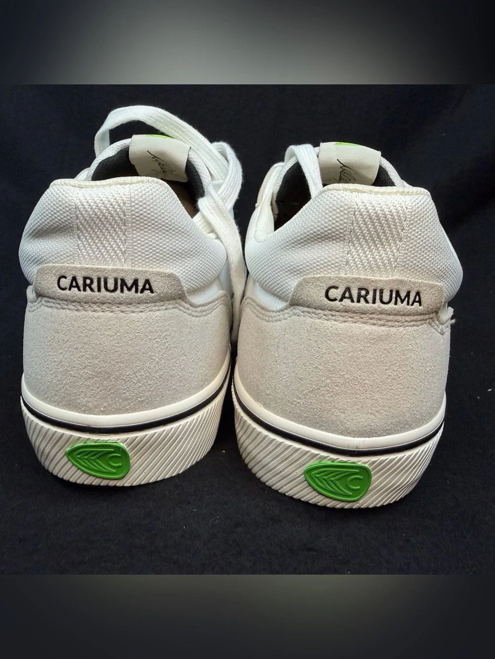 Cariuma Men's Vallelly Sneakers in White with Cream Accents size 11 men’s